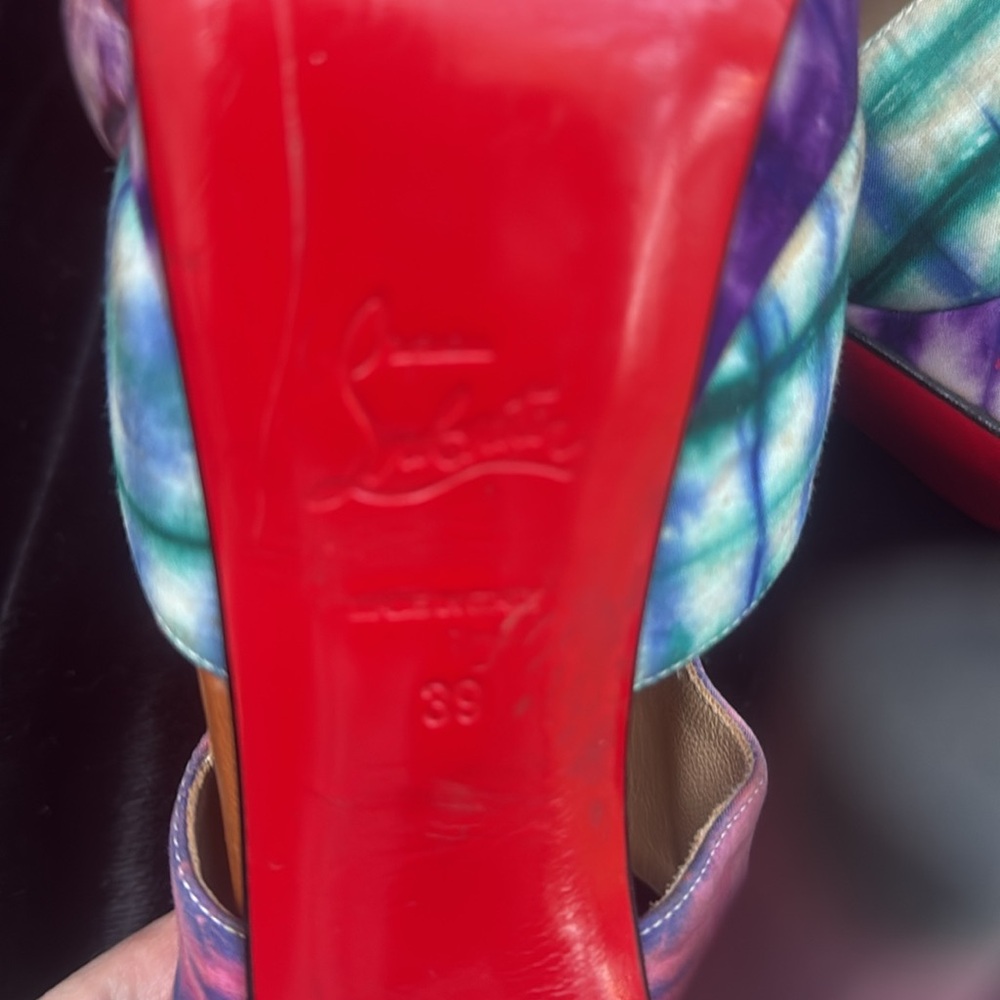 CHRISTIAN LOUBOUTIN TYE DYE SUEDE/ FABRIC PITOU PEEP TOE HIGH HEEL SHOES- 9 ๐๐ ๐ฅ - Picture 14 of 14